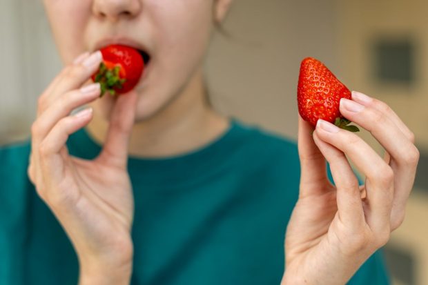 Ce se întâmplă în corpul tău dacă mănânci căpşuni în fiecare
