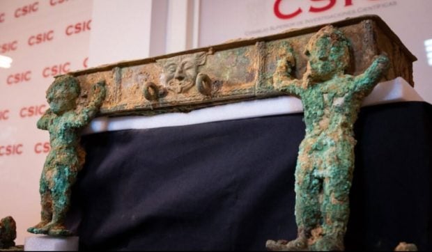 Descoperire spectaculoasă în Spania: un car de bronz unic al civilizației tartesiene, însoțit de artefacte grecești și egiptene