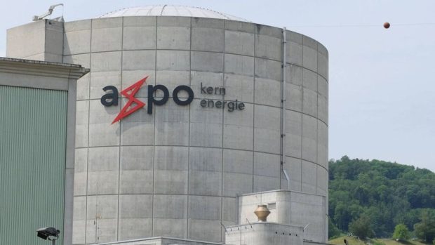 Canicula determină oprirea centralei nucleare Beznau din Elveția din cauza supraîncălzirii apei de răcire