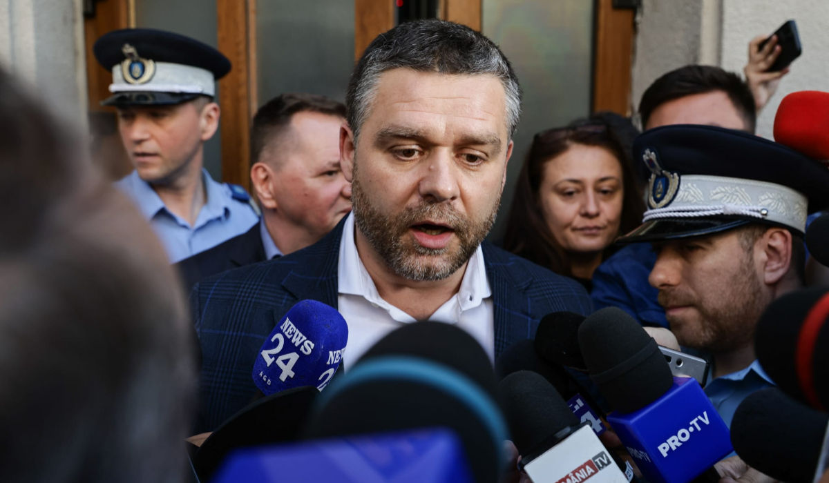 Poza pentru articolul Ciprian Ciucu, primarul general al Bucureștiului, a ieșit de la DNA: „De-acum înainte, știu că voi înainta cu o tinichea de coadă”