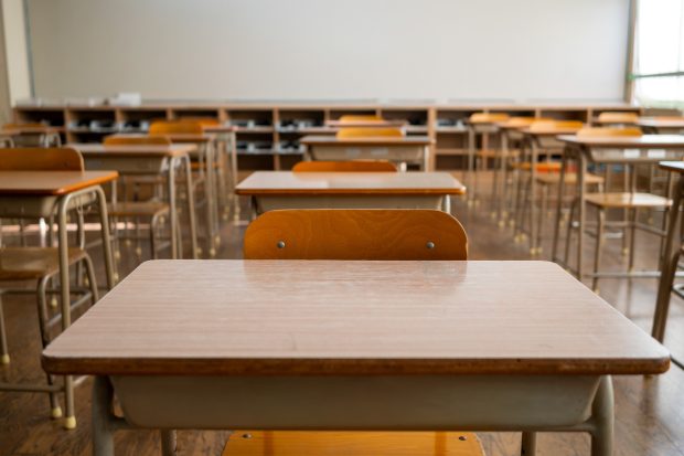 România rămâne pe primul loc în UE la abandonul școlar timpuriu, unul din șase tineri renunță la studii