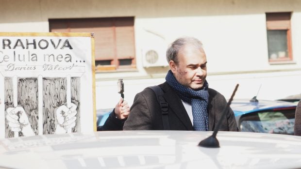 Bilanțul lui Darius Vâlcov în fața judecătorilor: Ca senator a „scăpat Munții Apuseni de cianură”, iar ca pușcăriaș a crescut „trei generații de pisici”