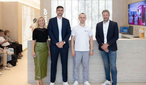 DentOP întărește excelența în igiena dentară prin vizita oficială a liderilor germani MELAG și DÜRR DENTAL
