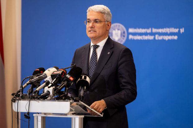 Dragoș Pîslaru denunță o rețea de pagini și site-uri care răspândesc dezinformări despre legea salarizării