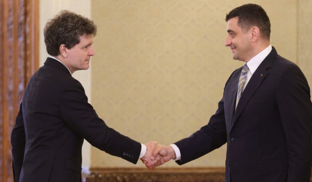 Nicușor Dan nu va desemna un premier azi și spune că se conturează soluția unui guvern minoritar / PSD își asumă guvernarea