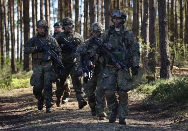 Țara din UE în care cererile de înrolare în armată au crescut brusc, după lansarea unui nou program de serviciu militar