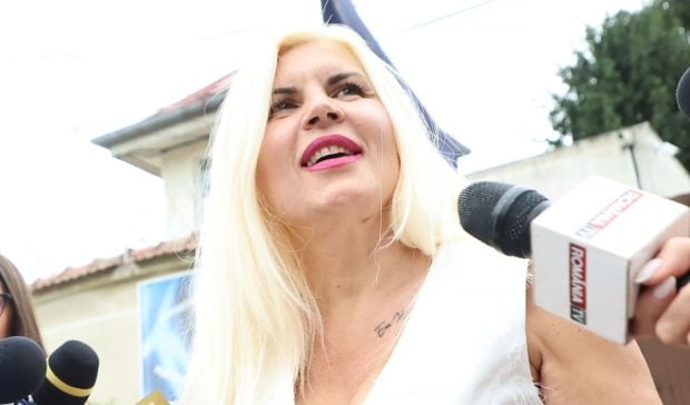 Elena Udrea critică starea litoralului după vacanța în Mamaia: „Dacă trăia Ceaușescu, vă condamna pe viață”