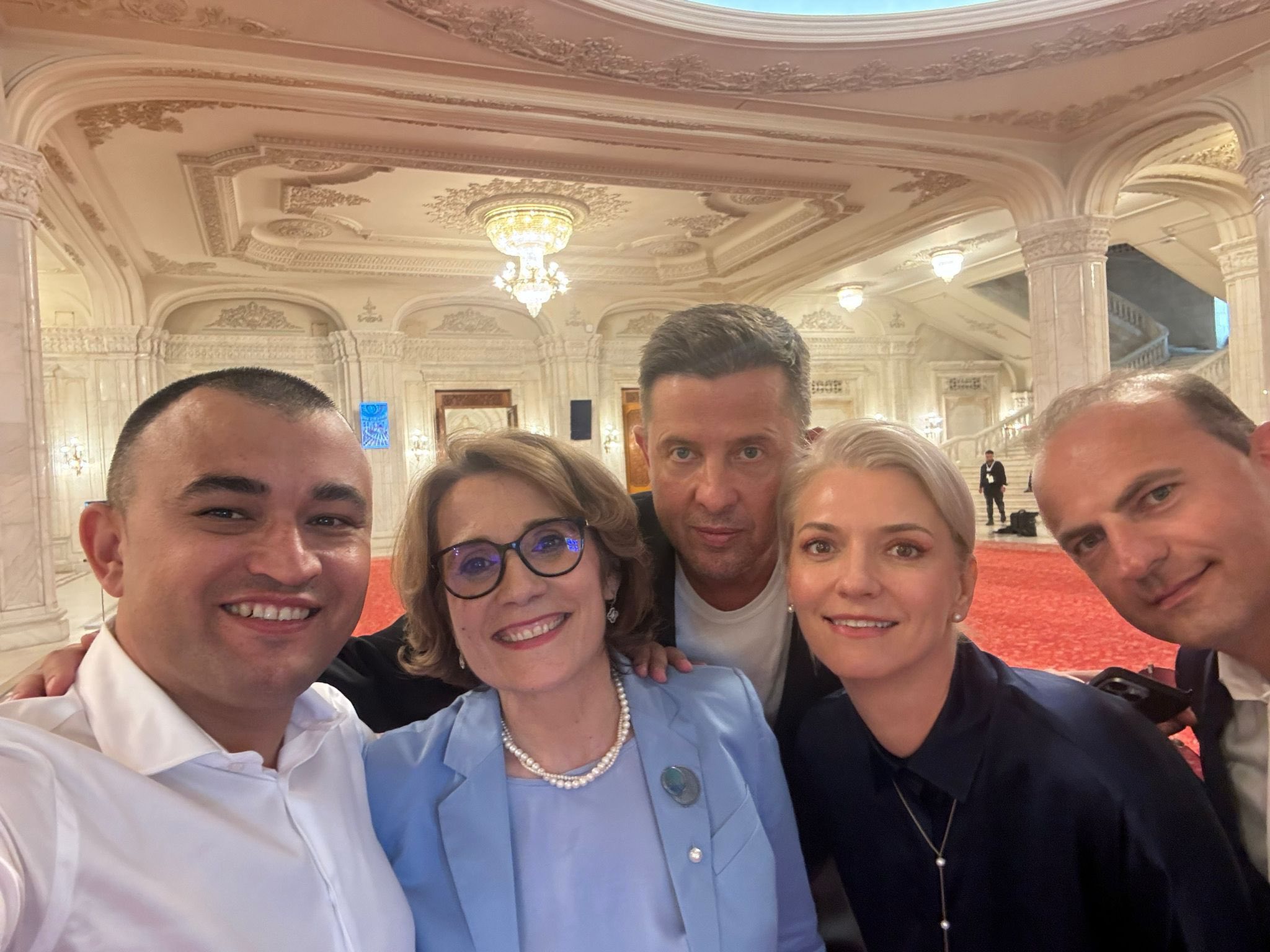 Poza pentru articolul Cu cifrele pe masă. Rezultatele politice ale puciștilor PNL care au dat în judecată partidul