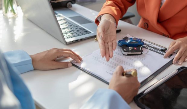Un șomer din Norvegia scapă de o datorie de aproape 21.000 de euro după ce banca i-a acordat un credit auto nejustificat