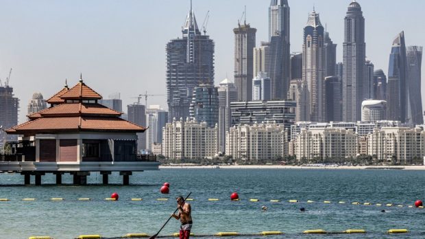 În lipsa turiștilor, hotelurile de lux din Dubai au scăzut p