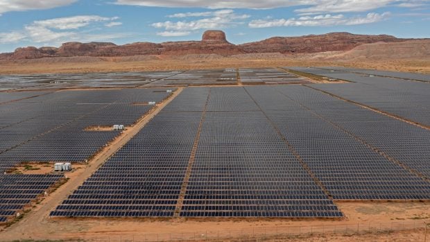 Schimbare istorică în SUA. Fotovoltaicele încep să producă m