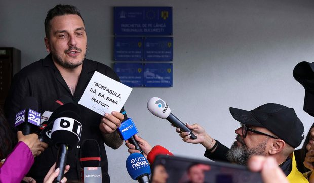 Influencerul Makaveli a fost pus sub control judiciar într-un dosar de evaziune fiscală de peste jumătate de milion de lei