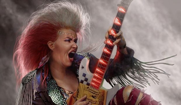Jennifer Batten despre concertele lui Michael Jackson la București: „A ales România pentru a aduce speranță după comunism”