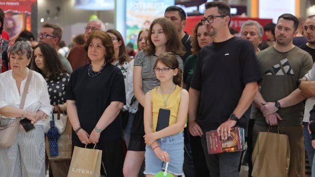 Cartea scrisă de un autor român, lansată la Bookfest, pentru