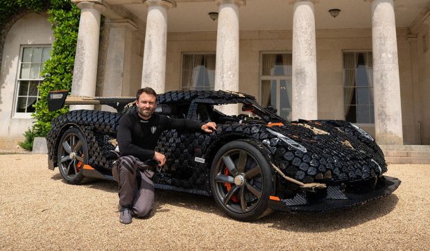 Record istoric pentru cea mai rapidă mașină realizată din piese Lego: atinge 111 km/h la Goodwood