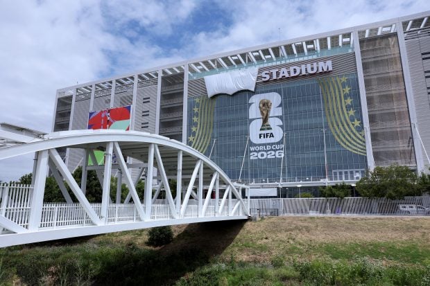 De ce își schimbă stadioanele numele pe timpul Cam