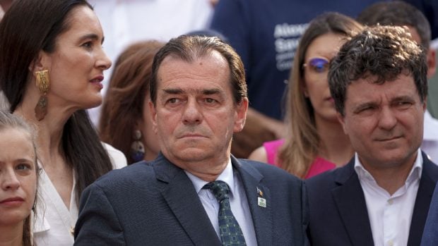 Ludovic Orban îl avertizează pe Nicușor Dan cu susținerea demiterii, criticându-i alianțele politice și inacțiunea