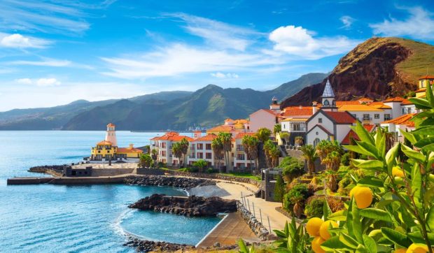 Madeira, „Hawaii-ul european”: natură spectaculoasă și prețuri accesibile atrag turiștii în insula portugheză
