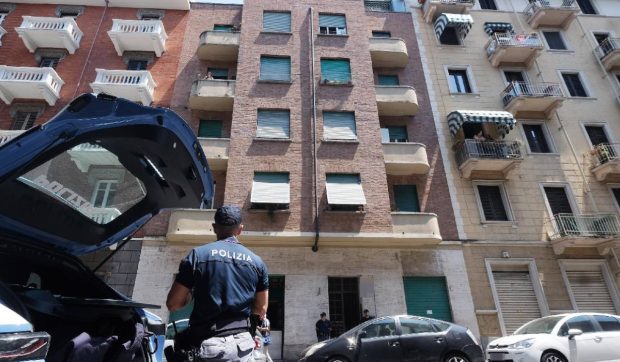 Tragedie la Torino: O mamă româncă și fiica ei de 13 ani, găsite moarte în apartament, ancheta ia în calcul varianta omor-sinucidere