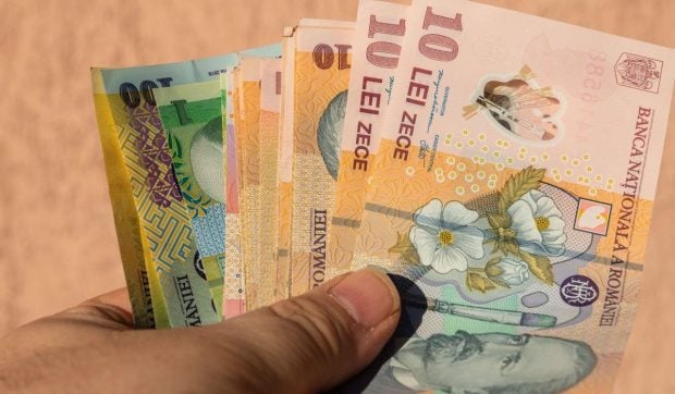 Crește salariul mediu brut în România, în 2026: „C