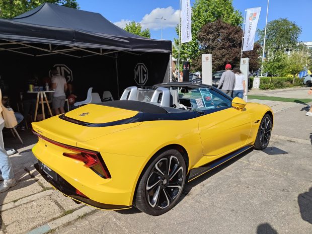 MG Construiește În Spania Prima Sa Fabrică Europeană de Vehicule Electrice pentru a Evita Tarifele UE
