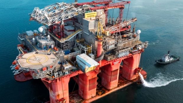 Statul român își revendică o parte importantă din gazele Neptun Deep, blocând achiziția companiei MVM