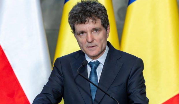 Nicușor Dan răspunde criticilor susținătorilor: „Sunt rațional și conduc România spre direcția corectă”