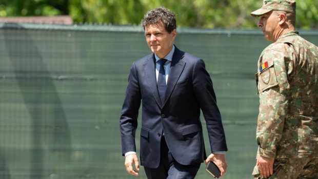 Românii fără apărare și fără reprezentare la guvernare