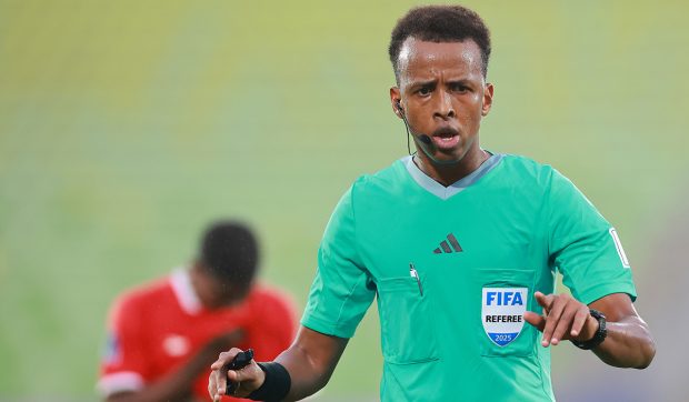 Arbitrul somalez exclus din SUA pentru Cupa Mondială va primi plata integrală de la FIFA și va oficia la Supercupa Europei