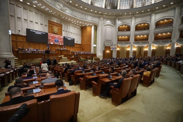 40% dintre români ar vota cu AUR dacă duminica viitoare ar fi alegeri parlamentare. Cât au obținut PSD, PNL și USR într-un nou sondaj IRES