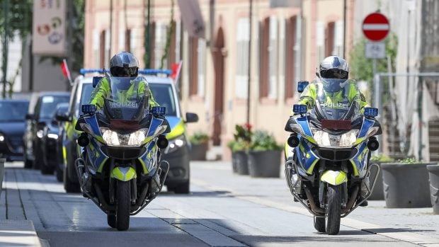 Autoritățile germane au arestat un tânăr român suspectat de pregătirea unei organizații teroriste de extremă dreapta