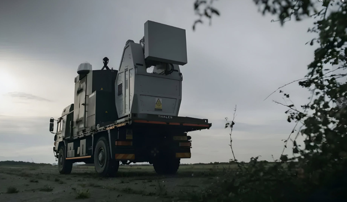 Poza pentru articolul RapidDestroyer, sistemul dezvoltat de Thales pentru a anihila roiuri întregi de drone