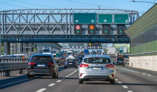 Italia suspendă restricțiile pentru mașinile diesel Euro 5 și oferă bonusuri la carburant pentru sute de mii de șoferi