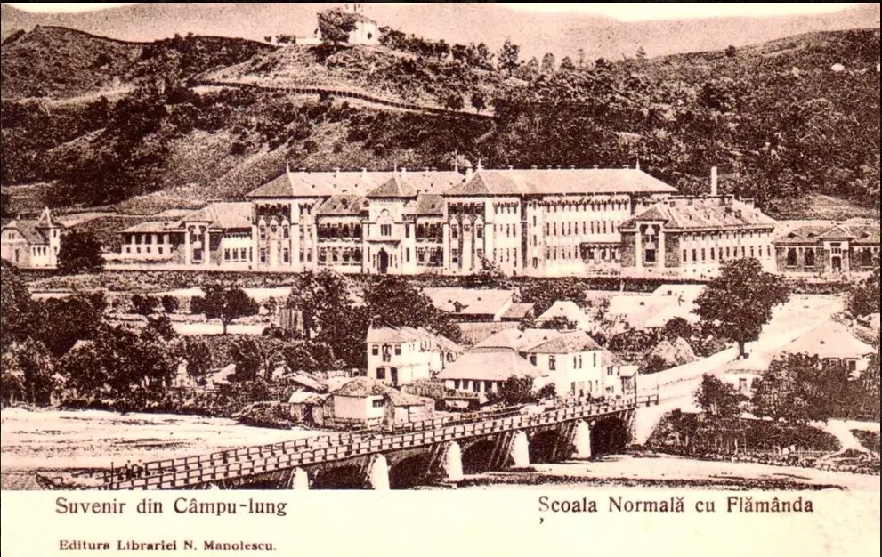 Povestea colegiului ridicat de regele Carol I la Câmpulung Muscel, pe locul unde trebuia să fie construit Peleșul