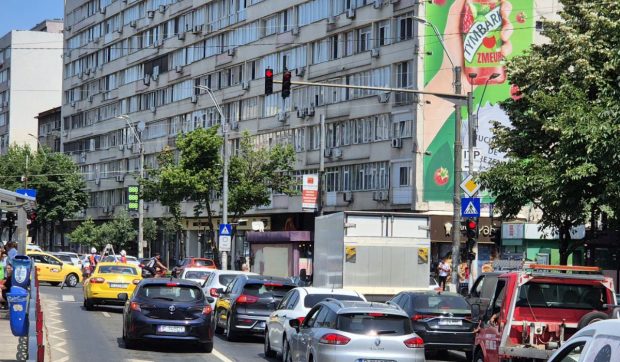 Bucureștiul pregătește semafoare inteligente cu inteligență artificială pentru un trafic mai eficient și fluid