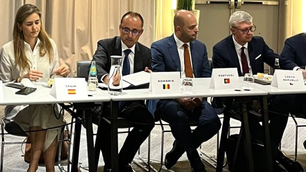 România se angajează în acordul UE pentru extinderea capacităților de stocare a energiei până în 2030