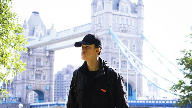 Doi bărbaţi, un român şi un ucrainean, condamnaţi pentru incendierea proprietăţilor premierului britanic, recrutarea fiind coordonată de un diplomat rus