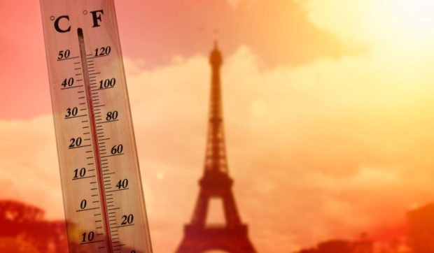Canicula fără precedent în Franța: zeci de decese prin înec și temperaturi mai ridicate decât în orașe cu climat arid