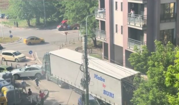 Un TIR scăpat de sub control a făcut prăpăd la Constanța: oa
