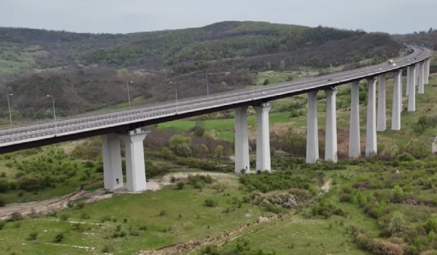 Cel mai înalt viaduct din România: are o înălțime maximă de 80 de metri și niciun alt proiect nu-i va doborî recordul în anii următori