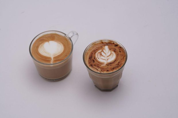 De ce cafeaua la espressorul de acasă nu se compară cu cea de la cafenea: adevărul din spatele unui espresso perfect