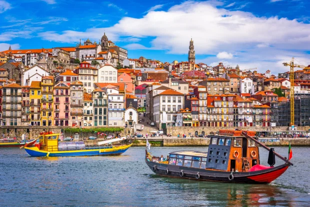Perfect Tour redefinește călătoriile cu experiențe autentice care transformă vacanțele în aventuri memorabile