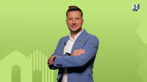 5 Știri Imobiliare.ro Finance: Ce spun românii despre „viața cu credit”, cum reacționează BNR la presiunile globale și ce aduce noul salariu minim
