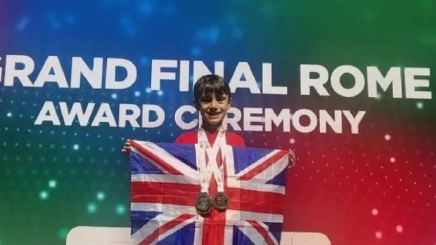 Alex Rusu, copilul român care a strălucit la Olimpiada Internațională STEM, aducând trei medalii pentru Marea Britanie