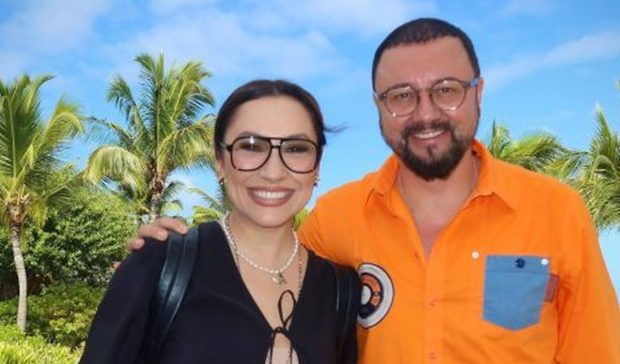 Andra și Cătălin Măruță au întâlnit un localnic vorbitor de română în vacanța lor din Mauritius