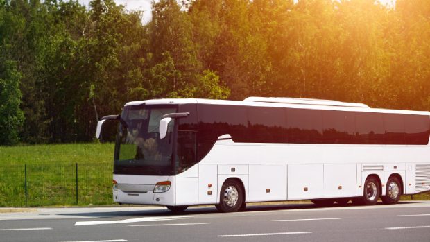Elevi români din Satu Mare, plecați în vacanță la Nisa, au rămas fără bagaje, după ce autocarul a fost prădat de hoți