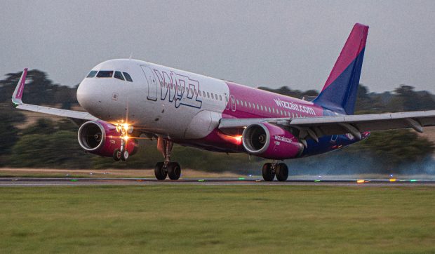 O eroare de calcul a piloților a pus în pericol o cursă Wizz Air, evitând un dezastru la doar câteva secunde distanță