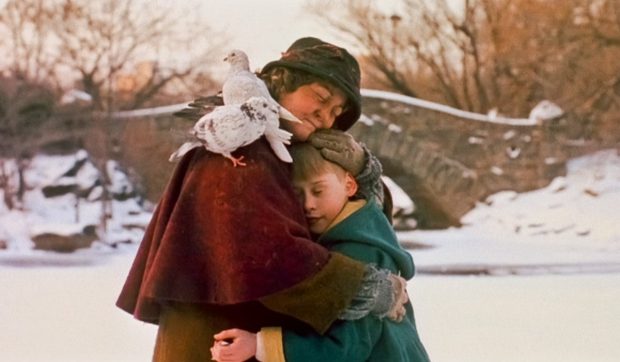 Brenda Fricker, actrița cunoscută pentru rolul „Doamna cu porumbeii” din „Singur acasă 2”, a murit la 81 de ani
