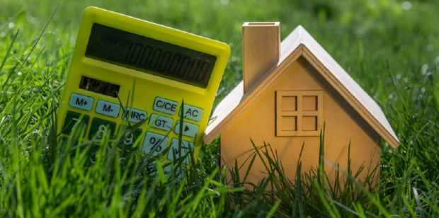 Cum să alegi corect între chirie și rată la credit pentru a nu avea probleme financiare