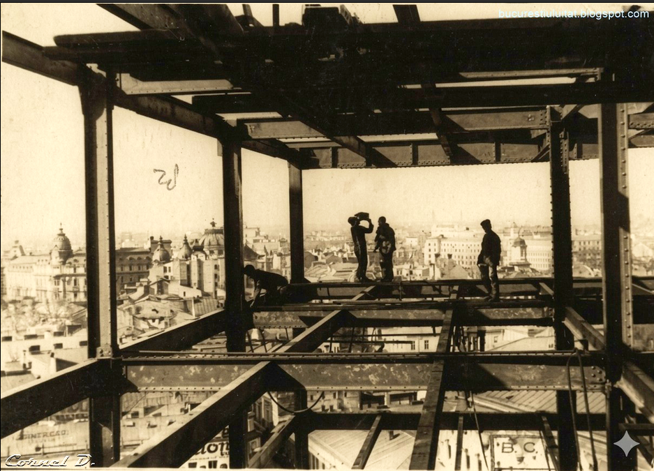 Fotografiie din colecția arhitectului Edmond van Saanen Algi